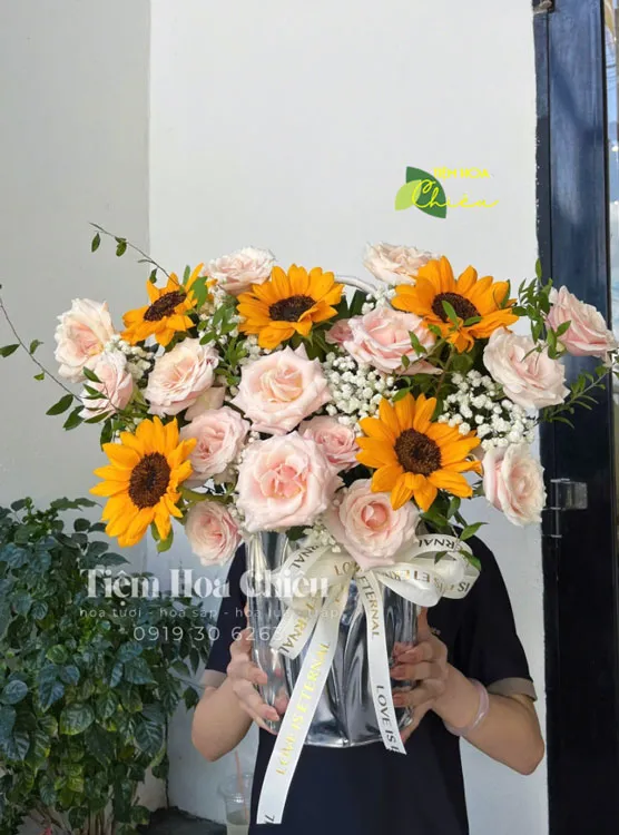 Shop bán hoa gần đây - Địa chỉ bán hoa tươi đúng mẫu, uy tín nhất tại Bạc Liêu