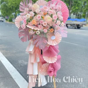 KỆ HOA CHÚC MỪNG KHCM04