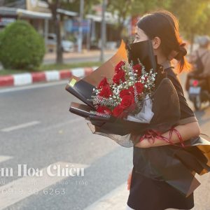 Hoa bó đỏ Ecuador tone đen 0091