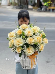 Đặt hoa chúc mừng ngày nhà giáo 20 11 bày tỏ sự biết ơn, tri ân sâu sắc đến quý thầy cô