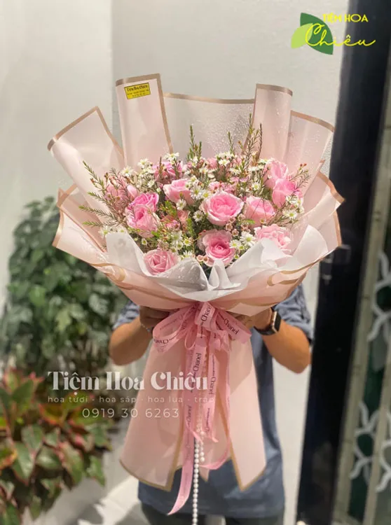 Đặt hoa mừng thọ vừa sang vừa đẹp biểu tượng của sự kính trọng, lòng biết ơn