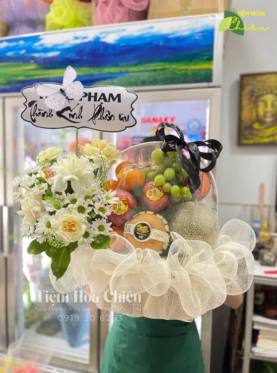 Giỏ trái cây viếng đám tang ấm áp – Lời tưởng niệm tinh tế và chân thành