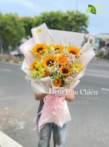 Đặt hoa chúc mừng ngày nhà giáo 20 11 tượng trưng cho sự biết ơn thầy cô