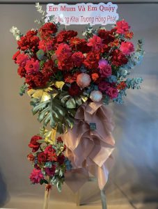 KỆ HOA CHÚC MỪNG KHCM09