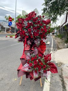 KỆ HOA CHÚC MỪNG KHCM32