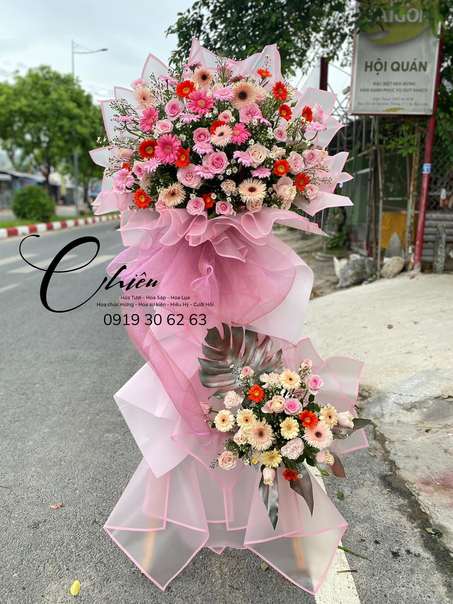 KỆ HOA CHÚC MỪNG KHCM33