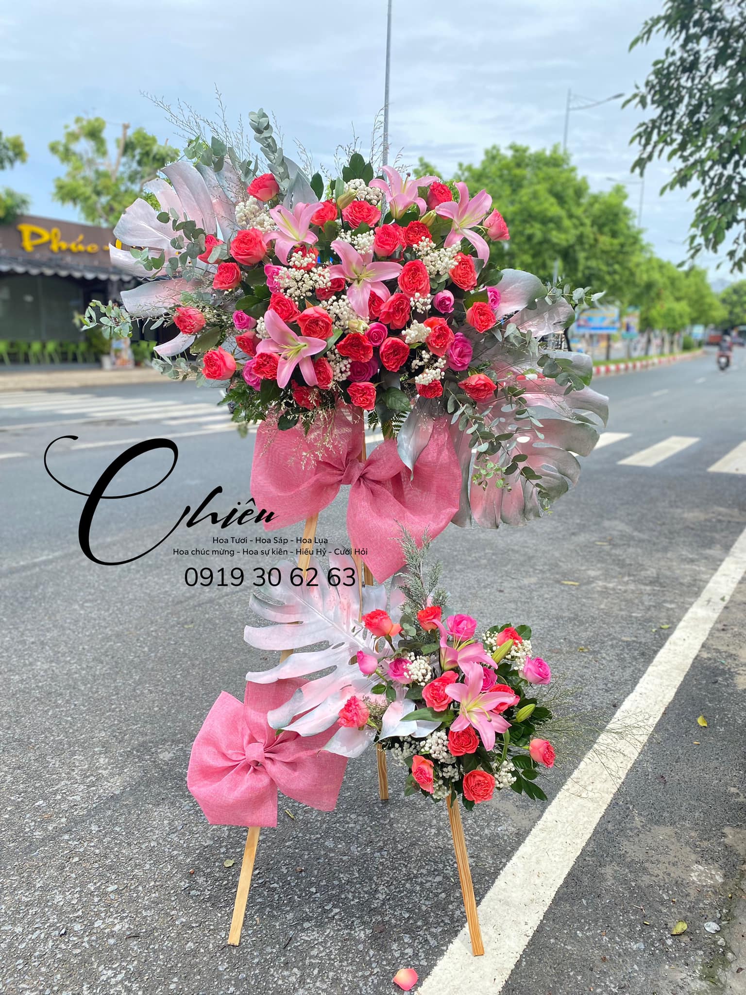 KỆ HOA CHÚC MỪNG KHCM35