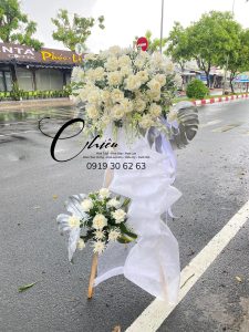 KỆ CHIA BUỒN KCB048