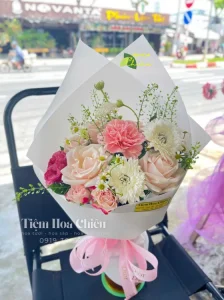 Bó hoa giá rẻ đảm bảo về chất lượng, độ tươi mới cũng như giá thành hợp lý.