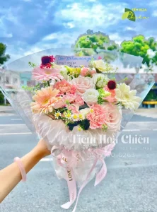 Bí quyết đặt hoa sinh nhật chúc mừng người yêu thấy ấm lòng và hạnh phúc