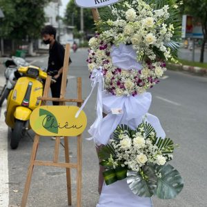 KỆ CHIA BUỒN KCB028