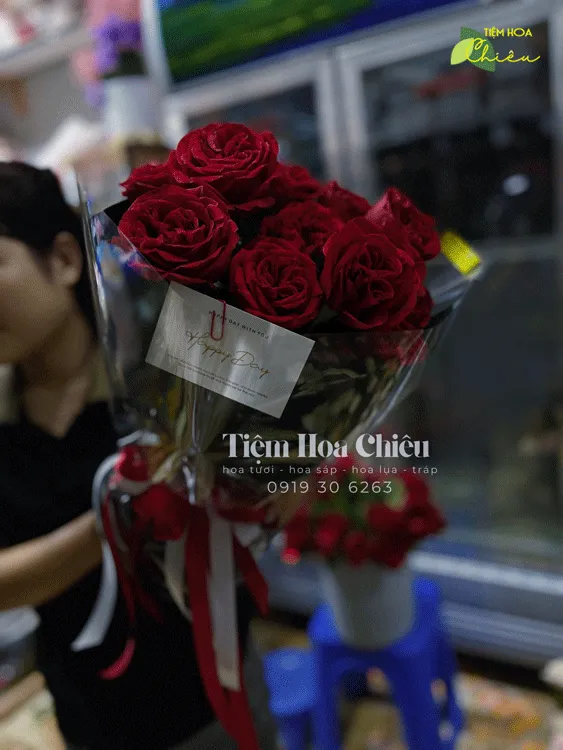 Dịch vụ điện hoa giá rẻ là gì? Khám phá dịch vụ giao hoa đặc biệt