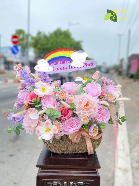 Giỏ hoa khai trương tạo ấn tượng đáng nhớ và thể hiện lòng tri ân đối với người đồng hành.