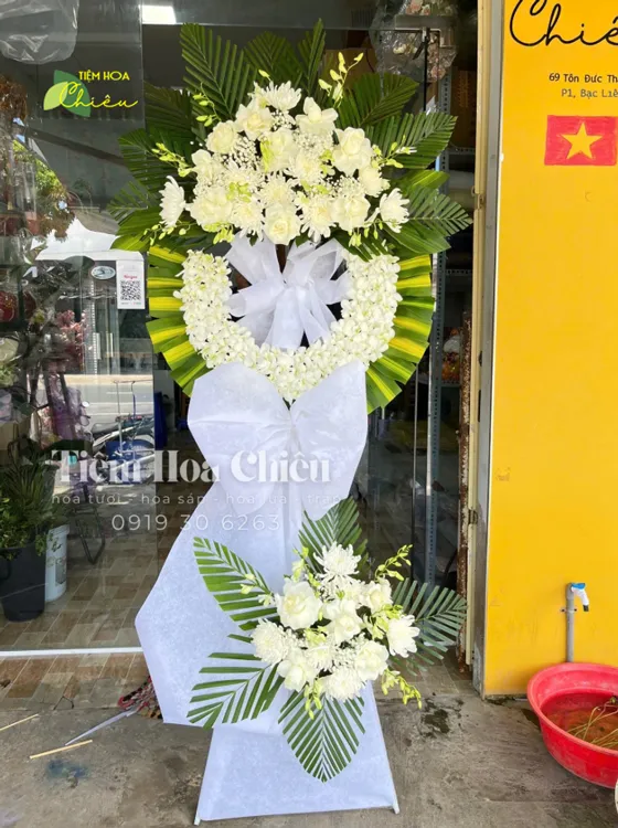 Hoa chia buồn Bạc Liêu thể hiện nỗi đau xót xa, niềm tiếc thương vô hạn đối với người đã khuất