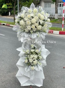 Hoa chia buồn Bạc Liêu thể hiện nỗi đau xót xa, niềm tiếc thương vô hạn đối với người đã khuất