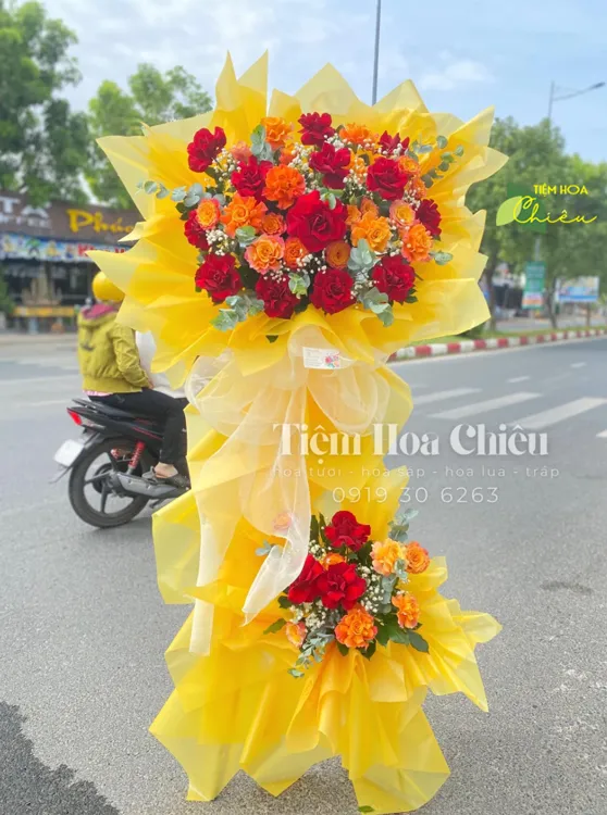 Đặt hoa mừng khai trương tại CHIÊU tượng trưng cho sự may mắn, hưng thịnh và thành công