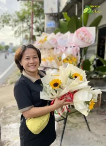 Shop hoa tươi gần đây CHIÊU thiết kế hoa tươi với mọi mức giá đáp ứng mọi nhu cầu khách hàng