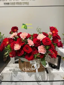 Giỏ hoa tác phẩm nghệ thuật ấn tượng mang lại niềm vui và cảm xúc đặc biệt cho người nhận
