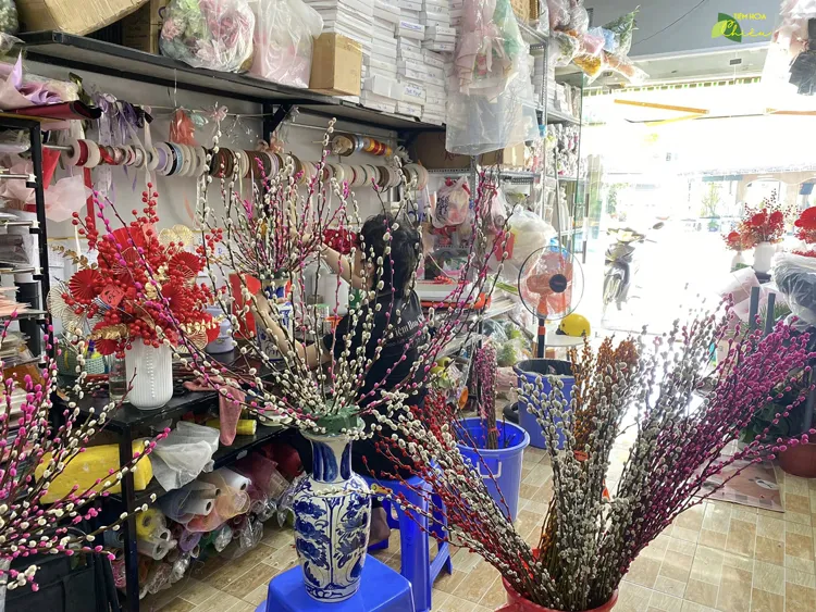 Shop hoa tươi TẾT đón xuân trở nên rực rỡ, sang trọng và thu hút tài lộc trong năm Bính Ngọ 2026.
