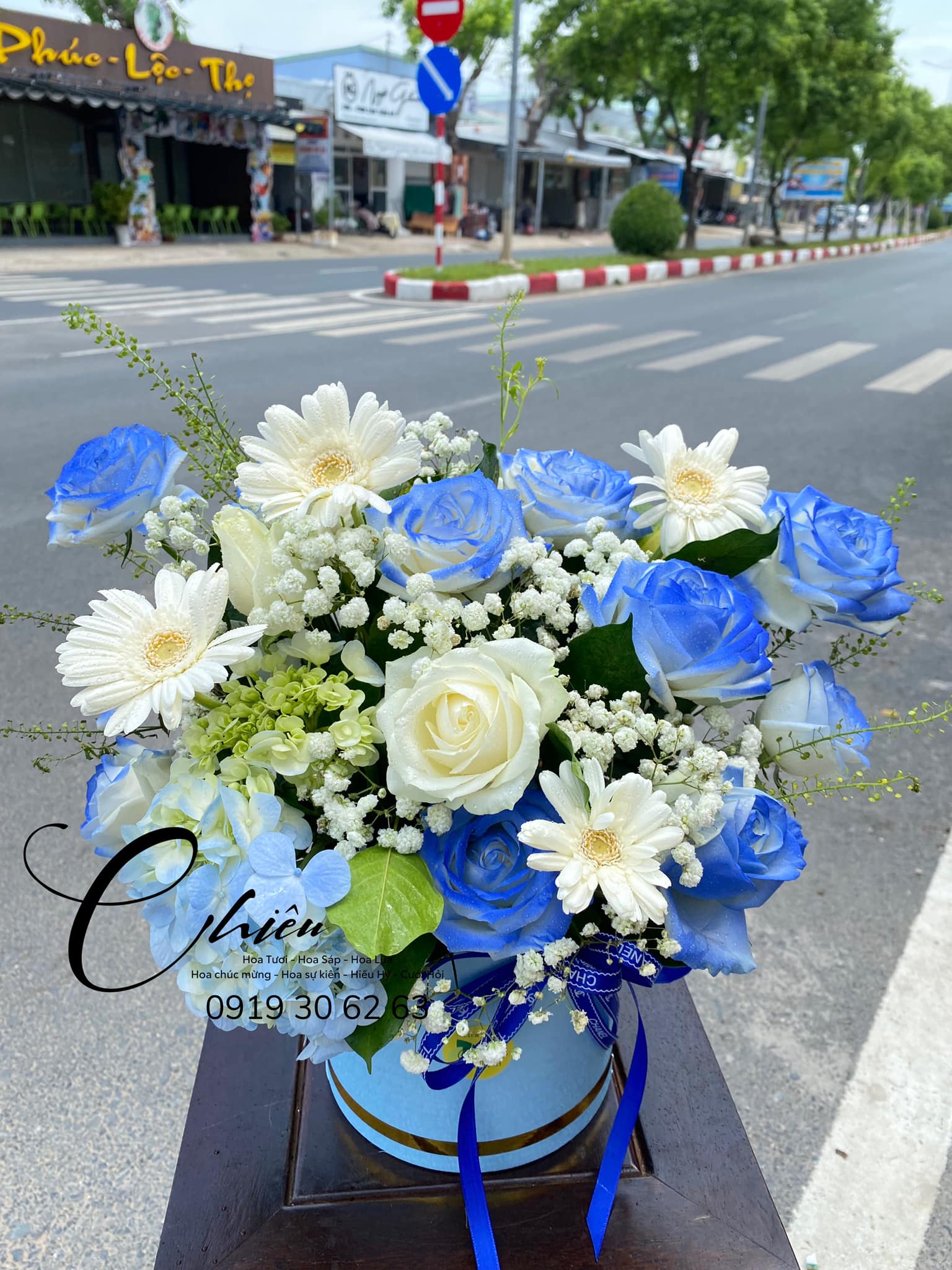 Giỏ Hoa Blind Box GHD040