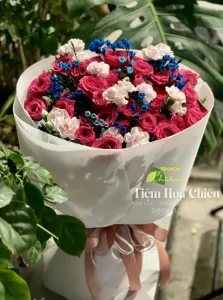 Đặt hoa sinh nhật thiết kế tinh tế để gửi đến người mình thương luôn tỏa sáng trong ngày đặc biệt.