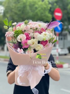Đặt hoa CHIÊU - Tặng hoa bó giá rẻ tạo sự bất ngờ và ý nghĩa, thể hiện sự quan tâm sâu sắc người gửi.
