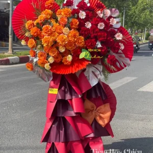 Đặt hoa khai trương chúc mừng khởi đầu mới, chúc phát đạt, thịnh vượng và thành công trong công việc.