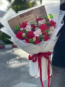 Hoa lụa cao cấp 2026 - Món quà hoàn hảo để thể hiện tình cảm chân thành, ngọt ngào và tinh tế.