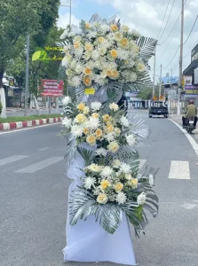 Đặt hoa viếng đám tang được thiết kế tinh tế, ý nghĩa đủ đầy, và luôn đảm bảo sự tươi mới của hoa