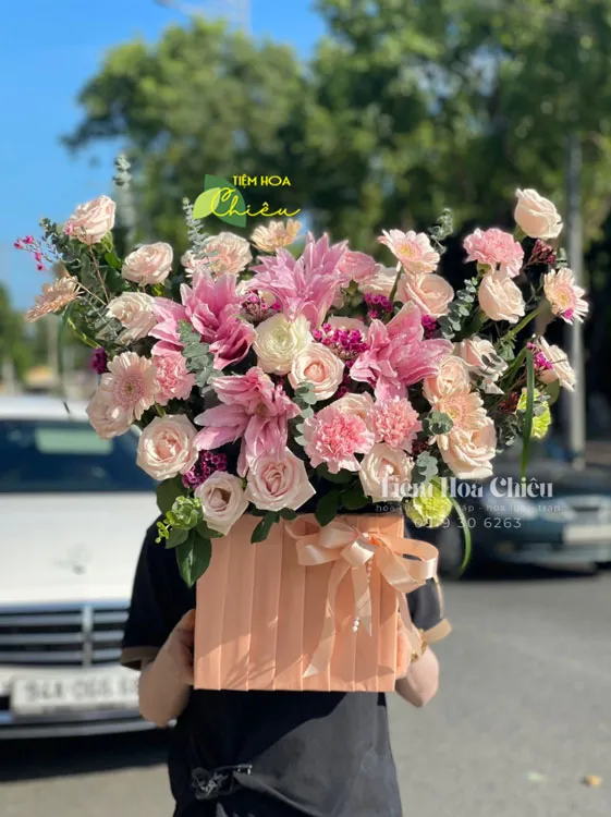 Giỏ hoa chúc mừng khai trương kết nối tình cảm tốt đẹp, mở ra những cơ hội hợp tác bền lâu.