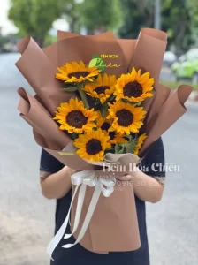 Shop hoa tươi CHIÊU chú trọng đến chất lượng hoa và dịch vụ để gửi gắm trọn vẹn thông điệp yêu thương.