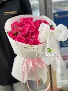 Cơn sốt tìm mua hoa tươi bó hồng chùm Sophia tại CHIÊU – Vẻ đẹp kiêu sa làm xiêu lòng mọi ánh nhìn