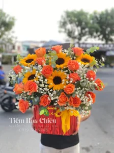 Hoa tươi chúc mừng ngày Quốc Tế Lao Động 1/5 chất lượng cao, với mức giá tốt nhất.