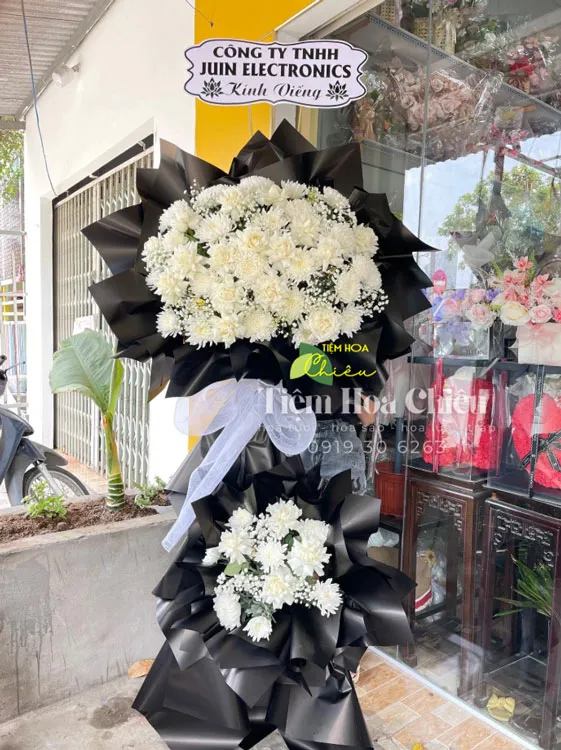 Cửa hàng hoa tươi CHIÊU - Đặt hoa viếng đám tang sẻ chia nỗi buồn sâu sắc đối với gia đình và người quá cố.