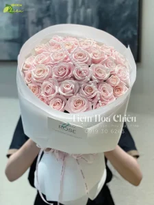 Hoa sáp tác phẩm nghệ thuật tô điểm cho không gian và truyền tải trọn vẹn tình cảm người tặng.