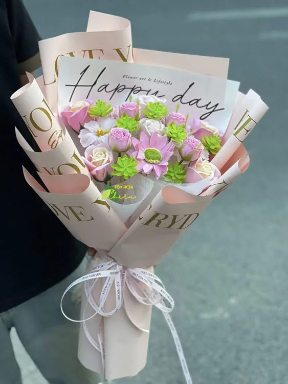 Hoa sáp tượng trưng cho tình yêu mãnh liệt và sâu sắc, không thay đổi theo thời gian.