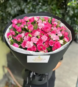 Đặt hoa tươi sinh nhật mang thông điệp của lòng biết ơn, tình yêu thương bao la và lời chúc sức khỏe.