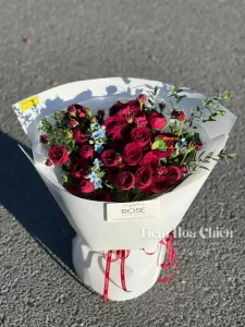 Đặt hoa ngày phụ nữ Việt Nam 20 10 món quà xinh đẹp truyền tải thông điệp tinh tế và duyên dáng. 