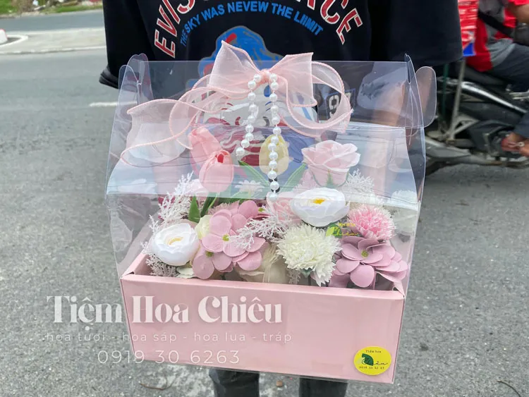 Shop bán hoa Bạc Liêu - Đặt hộp hoa sinh nhật cực đẹp, sang chảnh và đầy cuốn hút, giá chỉ từ 100.000 đồng