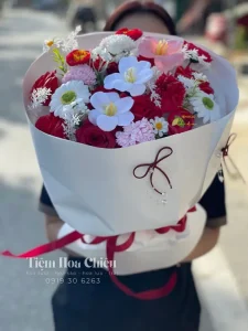 Hoa sáp lựa chọn hoàn hảo thay thế cho hoa tươi, giúp bạn lưu giữ vẻ đẹp và mùi hương lâu dài