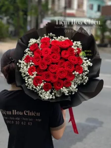 Cửa hàng hoa tươi CHIÊU - Đặt bó hoa tươi truyền tải sự lãng mạn, thủy chung và yêu thương nồng nàn.