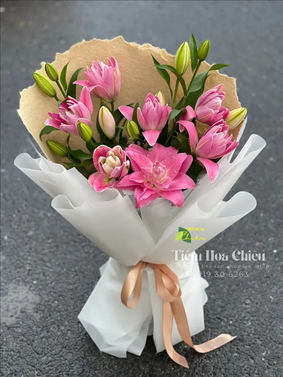 Tiệm hoa tươi giao nhanh cung cấp hoa đẹp – giá tốt – mẫu mã đa dạng, phục vụ tận tâm 24/7.