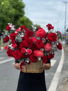 Đặt hoa chúc mừng khai trương gửi lời chúc may mắn tốt đẹp, thành công, luôn thuận lợi trong kinh doanh.
