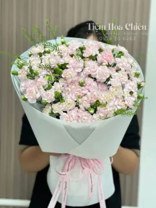 Đặt hoa tươi sinh nhật giúp bạn biến mọi khoảnh khắc sinh nhật trở nên đáng nhớ và tràn đầy cảm xúc.