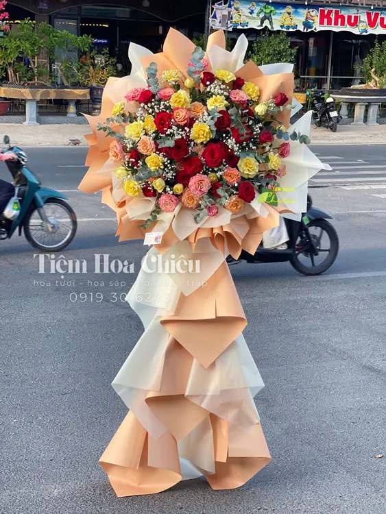 Đặt hoa chúc mừng khai trương bạc liêu thiết kế tinh tế - Khởi đầu tràn đầy may mắn và thành công.