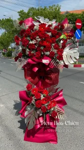 Đặt lãng hoa chúc mừng khai trương gửi trọn lời chúc thành công và phát đạt trong công việc kinh doanh mới.