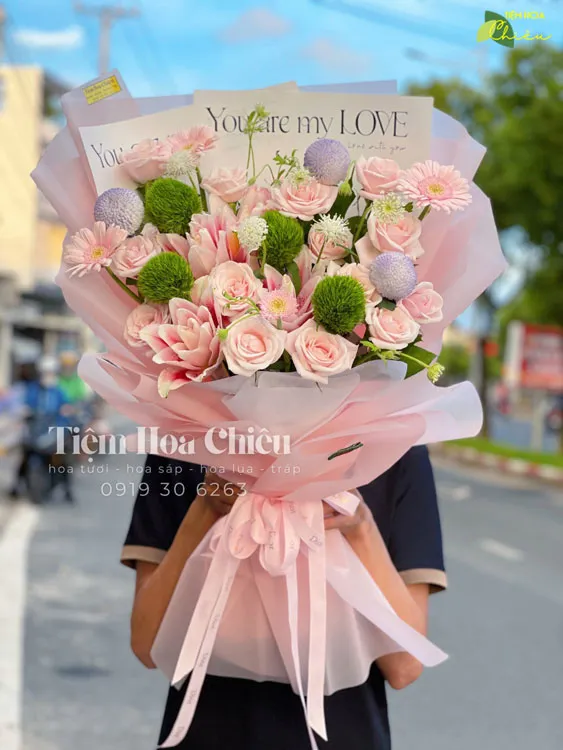 Đặt hoa tươi sinh nhật độc đáo, ấn tượng, phù hợp với mọi phong cách và sở thích người nhận.
