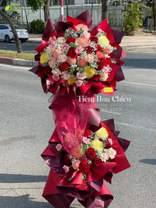 Đặt hoa chúc mừng bạc liêu mang ý nghĩa may mắn, phát triển và gửi trọn lời chúc thành công đến người nhận.