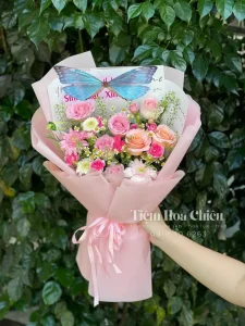 Đặt hoa sinh nhật giá rẻ vừa tiết kiệm chi phí vừa đảm bảo món quà sinh nhật đẹp và đầy ý nghĩa.