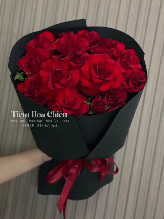 Đặt hoa mừng kỷ niệm ngày cưới món quà gói trọn yêu thương và hạnh phúc viên mãn của tình yêu vĩnh cửu